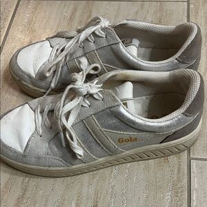 Gola Classic Gray and White Trainers